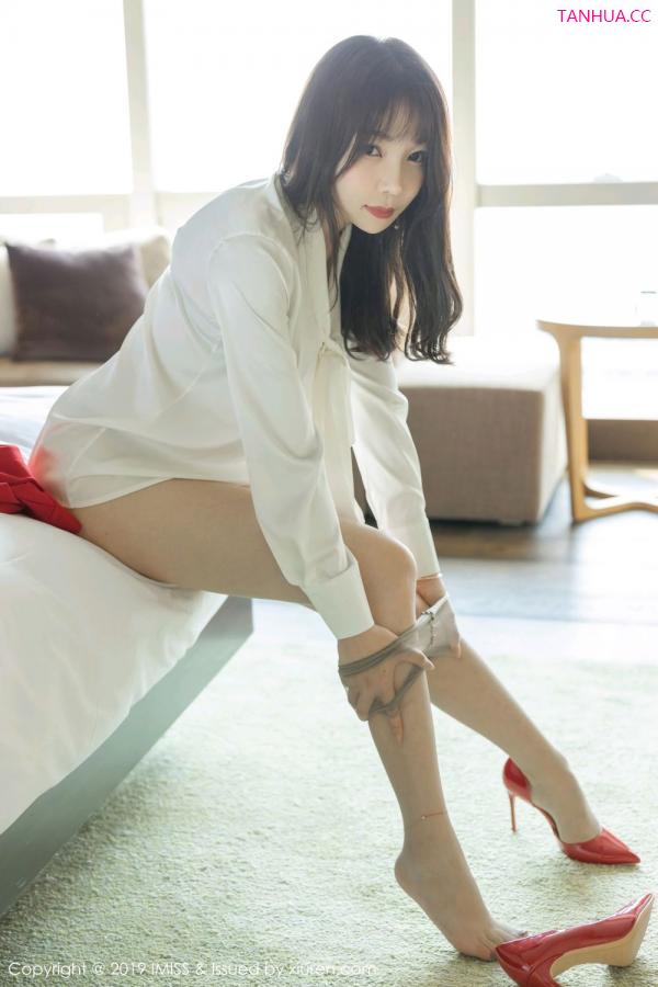 陈芝 芝芝Booty [IMISS]高清写真图 2019.12.09 VOL.413 芝芝Booty第35张图片
